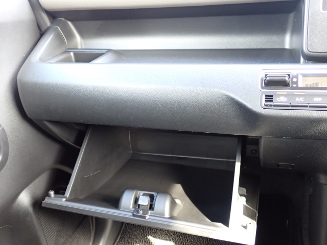 ���[�����Ղ�O���[�u�{�b�N�X�B