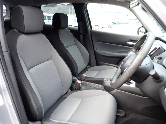 �t�����g�V�[�g�A��ԗǍD�ň��S�ł��B�傫�ȉ�����Ȃ����S�ł�