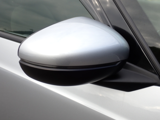 �I���b�N�X�F�蒆�ÎԂ͑S�ԊӒ菑�t���B�������AIS�̌�����S�ԗ��Ɏ��{��1�䂲�Ƃɕ]���_�̂����F�菑�̔��s���s���Ă���܂��B