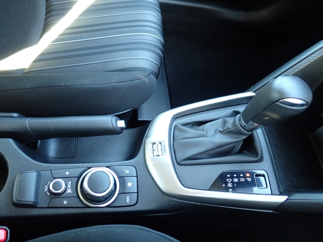 �V�t�g�m�u�̓X�����Ȃ��A���ꂢ�ȏ�Ԃł��B���ł��G��镔�������ꂢ���Ƒ�؂ɏ���Ă������Ƃ�������܂���B