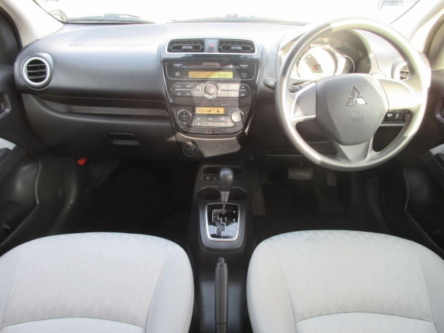 ���O���̐��|�E�K���X�n�{�f�B�R�[�e�B���O��CAR�N���[�j���O���Ǝ҂��{�H�������܂��̂ő�ϐ����B�I���b�N�X�����Ԃł݂͂Ȃ��܂ɉ��K�ȃh���C�u�����񑩁B