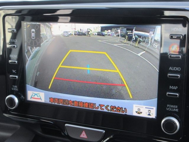 �o�b�N�J�����𑕔����Ă���܂��B���Ԏ��ɑ�ϖ𗧂��܂����^�]�����ȕ��̖����ɂȂ��Ă���܂��B