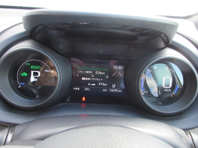 �V���v���Ō��₷���f�U�C���̃��[�^�[�p�l���ł��B�Ԃ̏�񂪕\�������厖�ȏꏊ�����炱�����₷������؂ł��ˁB