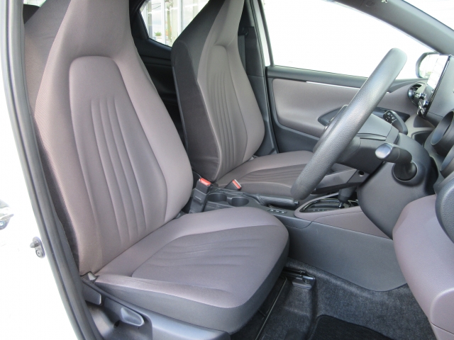 �t�����g�V�[�g����ԗǍD�ł���B�傫�ȉ�����Ȃ��A���S�ł��B����S�n�������ł���B