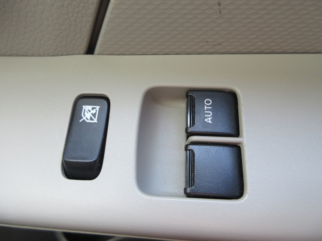 �^�]�ȁA����ȃp���[�E�B���h�E�t��