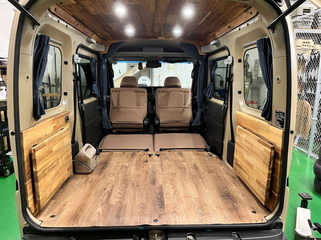 ���S���K���[�W���C�t�����Ă���f�n�q