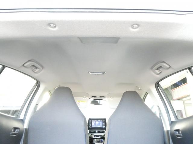 しみ等もなく、状態良好です