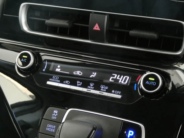 オートエアコン、ワンタッチで快適空間☆★