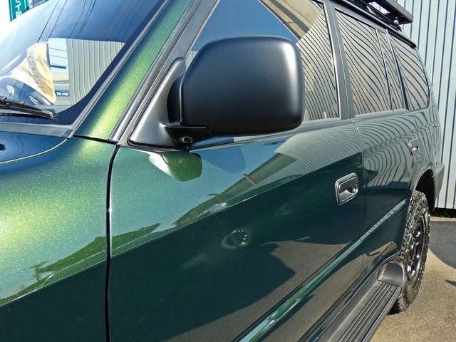 �O���[���ƃ}�b�g�u���b�N�ɂĎd�グ�܂�����