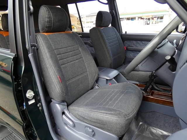 �u���b�N�f�j�����n�̂������ȃV�[�g�J�o�[������