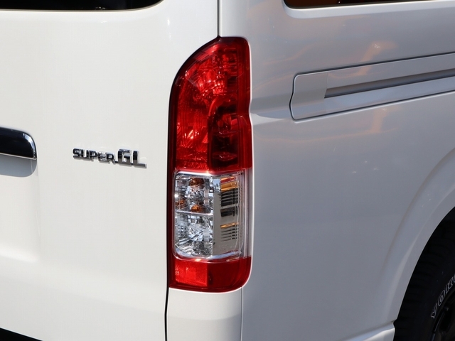 �����̃e�[�������v���f�G�ł���