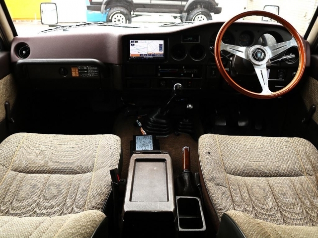 5���}�j���A�����_�b�V���{�[�h���ւ��ς݁�