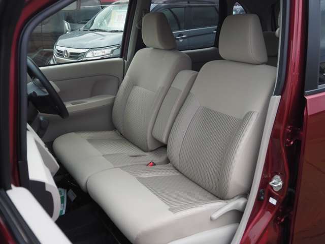 �V�[�g�Ƀ_���[�W��򉻂͏��Ȃ��A�ǍD�ȃR