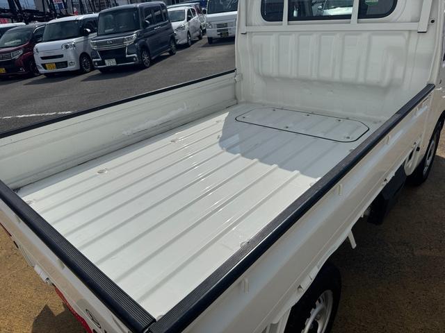 �ԗ��̏ڍׂ��Ԃɕt���܂��Ă̓X�^�b�t�܂ł��C�y�ɂ��₢���킹���������B