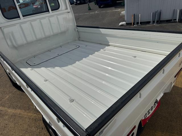 �ԗ��̏ڍׂ��Ԃɕt���܂��Ă̓X�^�b�t�܂ł��C�y�ɂ��₢���킹���������B