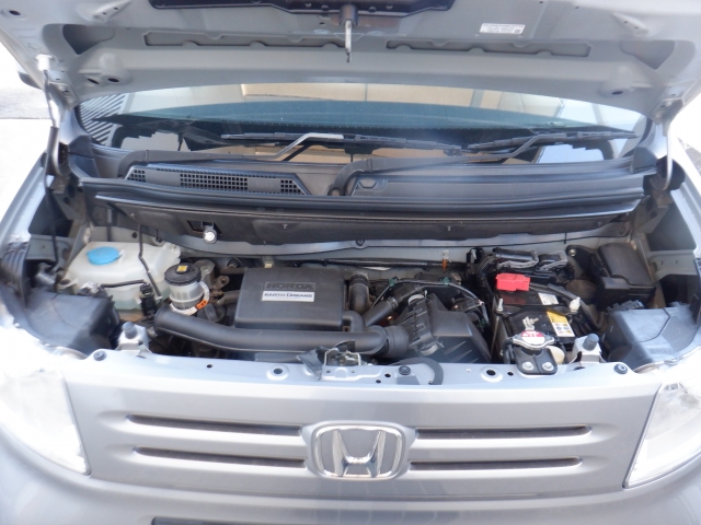 �G���W�����[�����Y��Ɏd�オ���Ă���܂��B�@�c�Ǝ��Ԃ͂P�O���`�P�X���܂ŁA���T���j������x���ƂȂ��Ă���܂��B���₢���킹���X�^�b�t�ꓯ�A���҂����Ă���܂���