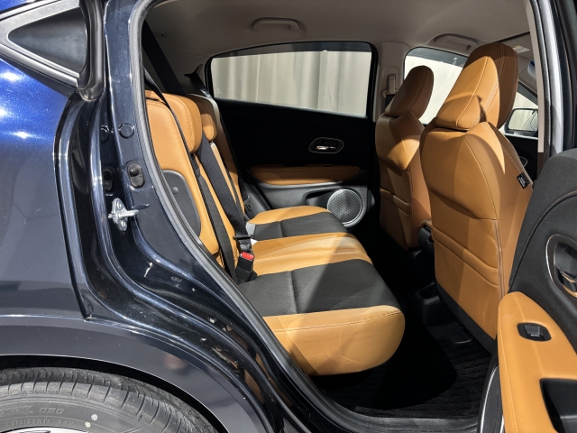 2��ڃV�[�g�����K�ȃX�y�[�X�ł��I�V�[�g�A�����W�����ʂŋ@�\�I�ł��I��~���ɂ��D��Ă��܂��̂Ő����x�������ɂȂ��ĉ������I�I���b�N�X�Ȃ�e���[�J�[�̎Ԏ�𑵂��Ă���܂��̂Ŕ�r�������ȒP�I