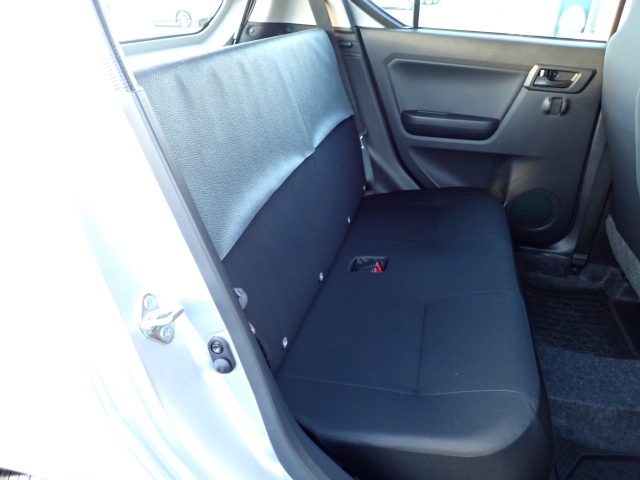 リヤシートになります。ぜひご来店頂き、状態をご確認ください。