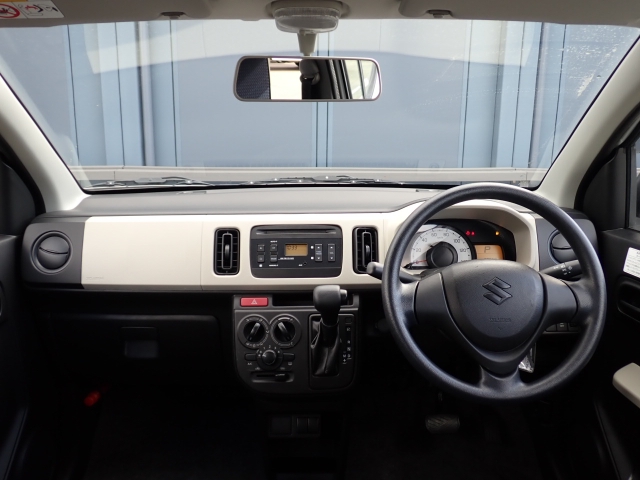 �C���p�l�摜�ɂȂ�܂��B�ԓ��͐��Ǝ҂ɂĎ����N���[�j���O�{�H�ς݂Ȃ̂ŁA��ϐ����ł��B