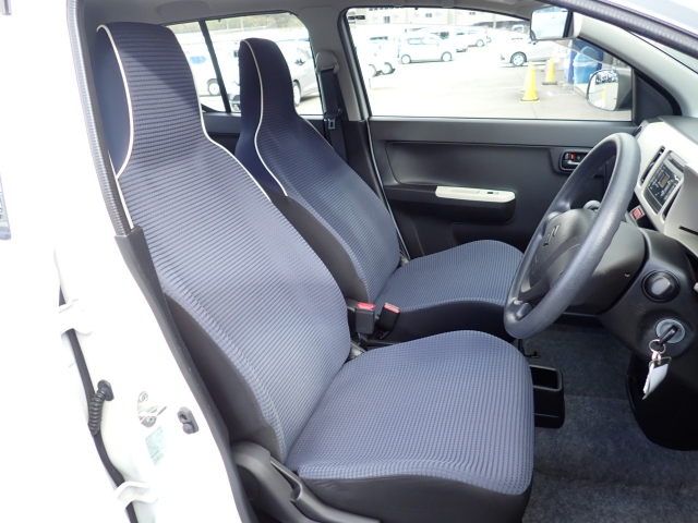 �t�����g�V�[�g�A��ԗǍD�ň��S�ł��B�傫�ȉ�����Ȃ����S�ł�