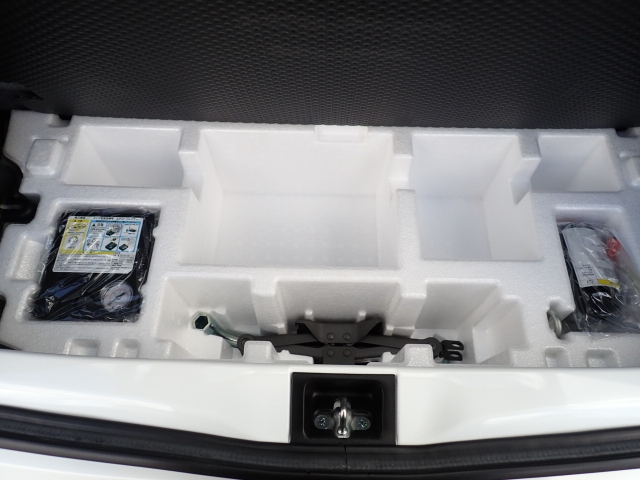 �p���N�C���L�b�g���t���Ă܂��B�������̎��̉��}���u�ɕK�v�ł��B