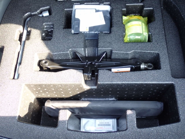 �p���N�C���L�b�g���t���Ă܂��B�������̎��̉��}���u�ɕK�v�ł��B