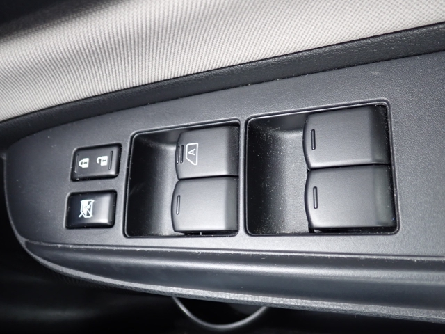 ���̊J�͓d���i�p���[�E�B���h�j�ɂȂ�܂��̂ŁA�֗��ł���ˁB