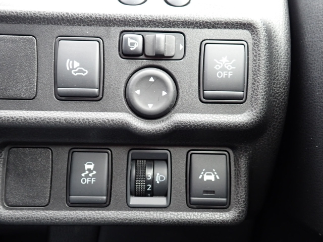 �����h�~�@�\�A�Փˉ���y���u���[�L�t���ŁA�����S�Ƀh���C�u�����y���݂��������܂���