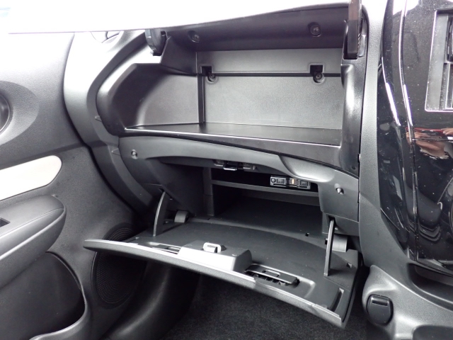 ���[�����Ղ�O���[�u�{�b�N�X�B