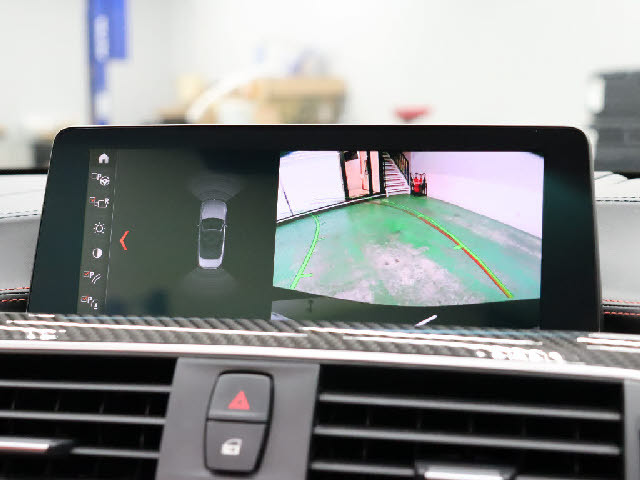 ���X�Ȃ�ł͂̃��C���i�b�v�L�x�Ȏ��q����葵���A���[�Ԍ���X�^�b�t���J�[���C�t���T�|�[�g�v���܂��I