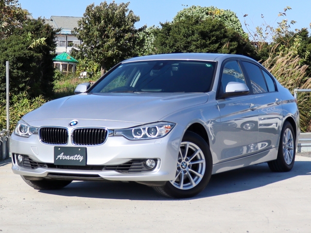 ３シリーズ　セダン(BMW) ３２０ｉ 中古車画像