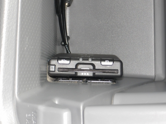 �I���b�N�X�t�|����������X�ւ̂��₢���킹�́A�s�d�k�F�O�Q�V�|�R�W�W�|�W�R�R�U�܂ł��C�y�ɂǂ����I�i�c�Ǝ��ԁF10���`�P�X���@���j��x�j