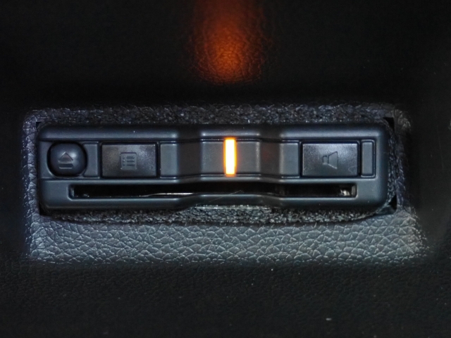 ETC���������Ă��܂��B�m���X�g�b�v�ŗ�������ʉ߂ł��܂��B���ꂵ�������ł���ˁB