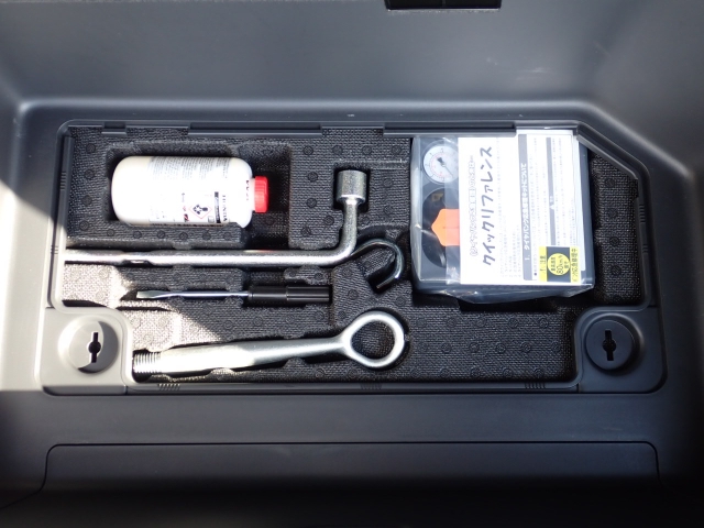 �p���N�C���L�b�g���t���Ă܂�.