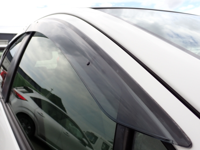 �J�̓��̊��C�ɕ֗��ȃh�A�o�C�U�[�t���I