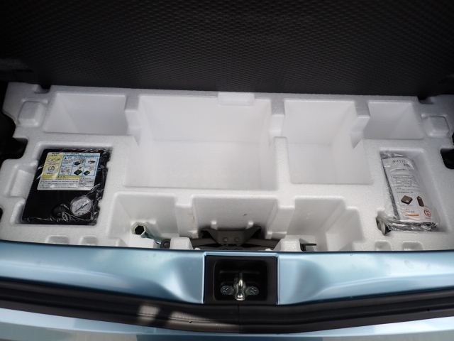 �p���N�C���L�b�g���t���Ă܂�.