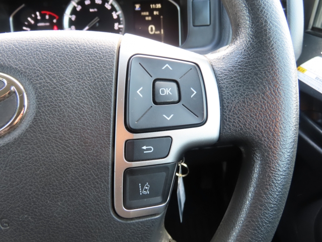 �Ԑ���E�x�񑕒u�����Ă܂�