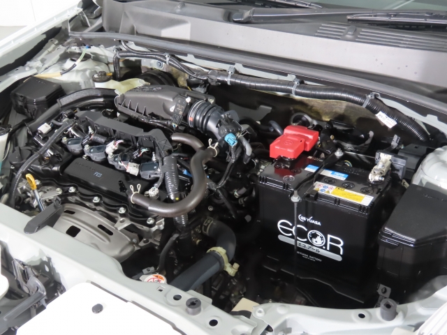 �G���W�����[�������ꂢ�ł���B�@�֋@�\�n���ǍD�ł��B�[�ԑO�ɓ_���������s���܂��B�G���W���I�C���E�I�C���t�B���^�[�E�G�A�R���t�B���^�[�E���C�p�[�S���͕K�������v���܂��i�G�A�R���t�B���^�[�́A�����Ԃ̂݁j