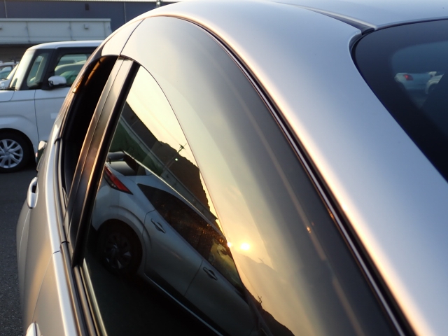 �J�̓��̊��C�ɕ֗��ȃh�A�o�C�U�[�t���I