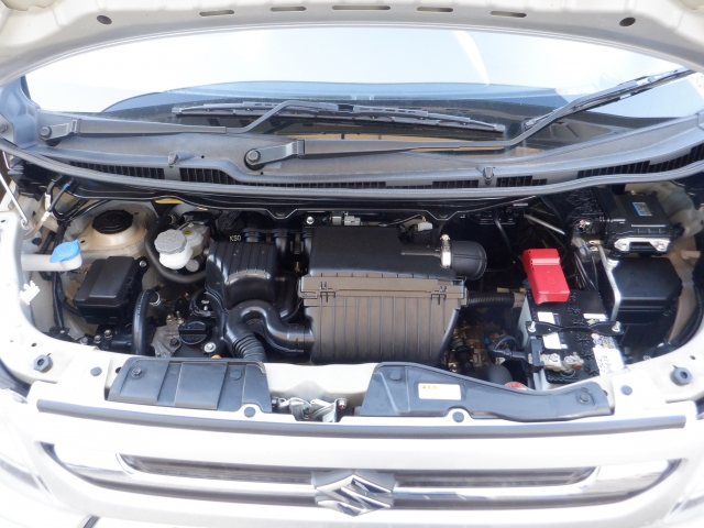 �G���W�����[�����Y��Ɏd�オ���Ă���܂��B�@�c�Ǝ��Ԃ͂P�O���`�P�X���܂ŁA���T���j������x���ƂȂ��Ă���܂��B���₢���킹���X�^�b�t�ꓯ�A���҂����Ă���܂���