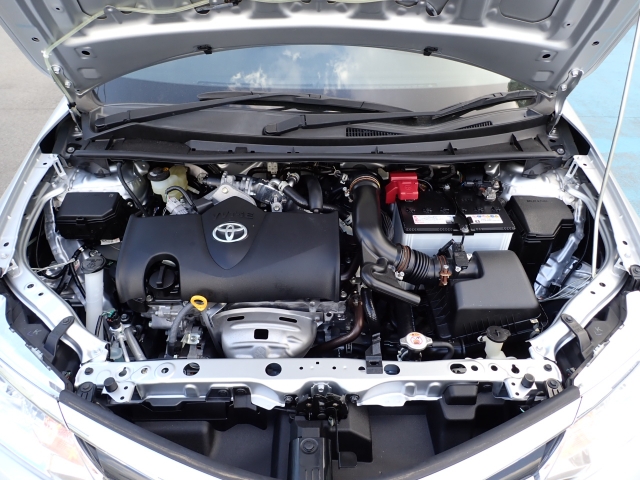 �G���W�����[�������ꂢ�ł���B�@�֋@�\�n���ǍD�ł��B�[�ԑO�ɓ_���������s���܂��B�G���W���I�C���E�I�C���t�B���^�[�E�G�A�R���t�B���^�[�E���C�p�[�S���͕K�������v���܂�