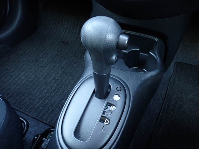 ���Еۏ؂ł͔[�ԓ����瑖�s�����������ŁA���Օi�������S�Ă̕��i���P�N�ԕۏ؂��܂��B�i�����ԗ��Ɋւ��ĉˑ����u�͕ۏؑΏۊO�ƂȂ�܂��j�i�O���Y�Ԃ͋���5,000�q�܂Ŕ��N�ԁj