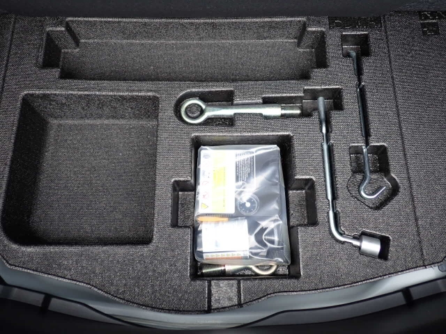 �p���N�C���L�b�g���t���Ă܂��B�������̎��̉��}���u�ɕK�v�ł��B