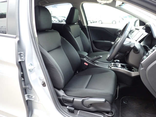 �t�����g�V�[�g����ԗǍD�ł���B�傫�ȉ�����Ȃ��A����S�n�������ł���B