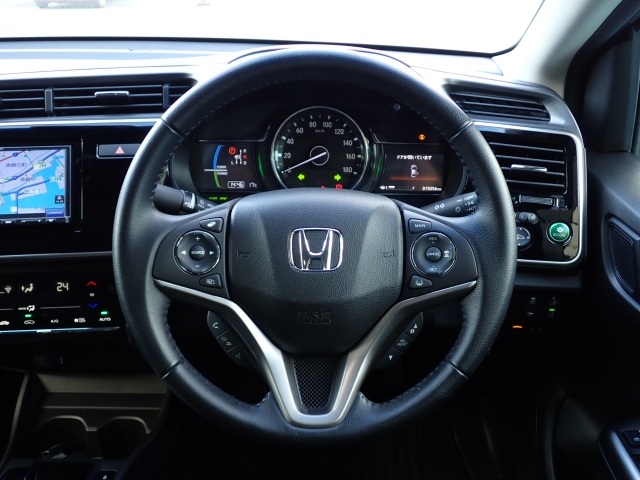 ���Еۏ؂ł͔[�ԓ����瑖�s�����������ŁA���Օi�������S�Ă̕��i���P�N�ԕۏ؂��܂��B�i�����ԗ��Ɋւ��ĉˑ����u�͕ۏؑΏۊO�ƂȂ�܂��j�i�O���Y�Ԃ͋���5,000�q�܂Ŕ��N�ԁj