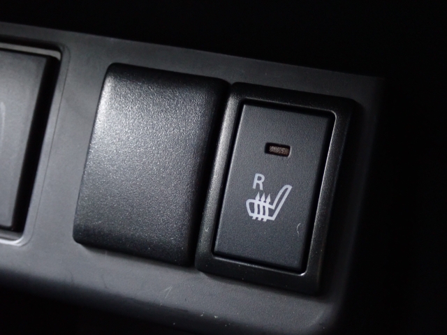 �V�[�g�q�[�^�[�̓G���W�����₦�Ă��Ă����ʓI�ɑf�����g���Ƃ邱�Ƃ��\�B�����������������ȕ��ɂ����ꂵ�������ł��B