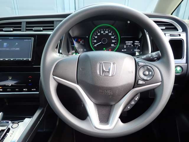 �X�e�A�����O�͂ƂĂ����ꂢ�ȏ�Ԃł���