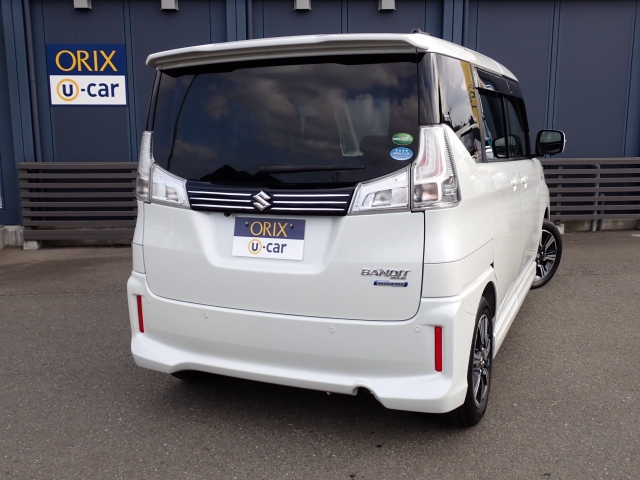 �����r���[�̉摜�ɂȂ�܂��B�I���b�N�X�F�蒆�ÎԂɂ́A���w��������S���Ă���肢���������߂ɁA�Ǝ��̢�I���b�N�X�F�蒆�Îԕۏأ�����t�����Ă��܂��B