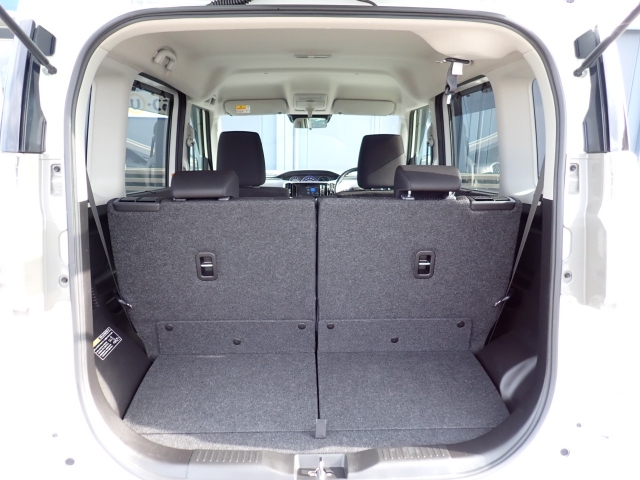 �ʏ펞�̃��P�b�W�X�y�[�X�ł��I�傫�ȊJ���ŉו��̏悹�~�낵���y�ɍs���܂��B