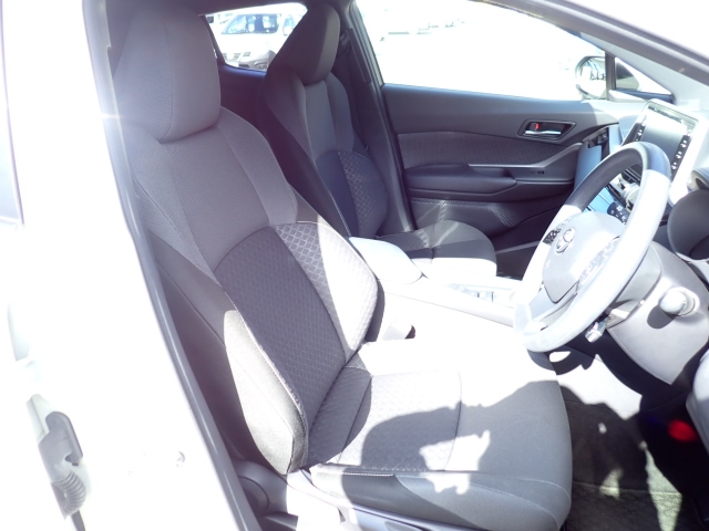 �t�����g�V�[�g�A��ԗǍD�ň��S�ł��B�傫�ȉ�����Ȃ����S�ł�